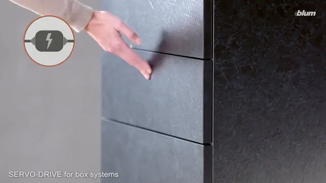 Scurt film despre SERVO-DRIVE pentru LEGRABOX