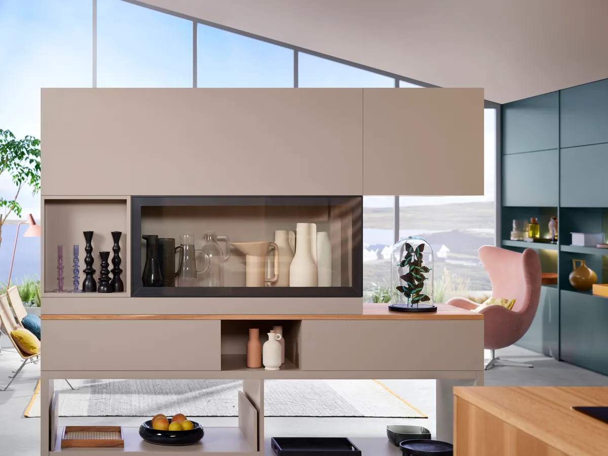 AVENTOS HF top – fronturi mai mari decât corpul