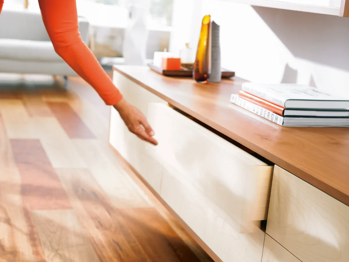 TIP-ON pentru sisteme de glisare