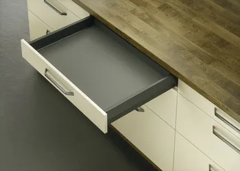 Sertar Häfele Matrix Box P50 cu laterală 16/92 mm, mecanism amortizare și autoînchidere integrat