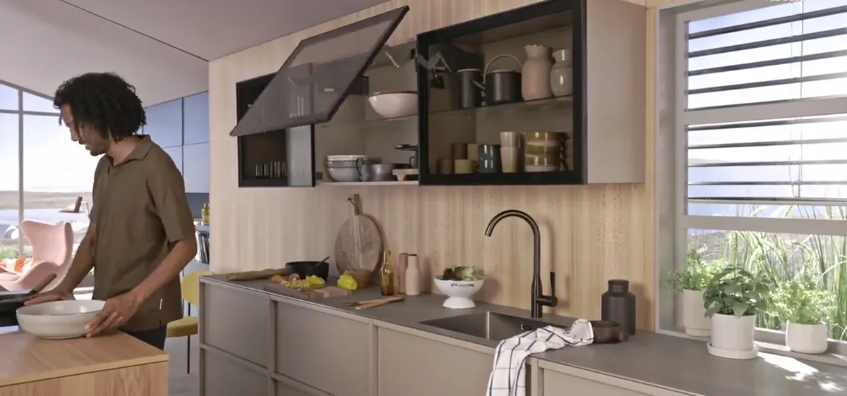 Blum AVENTOS top — fronturi ridicabile în bucătărie