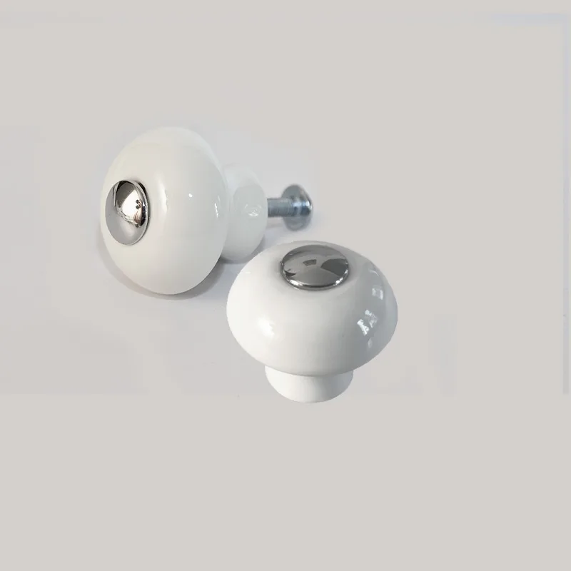 Buton 3738